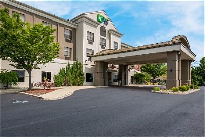 Holiday Inn Express Newton